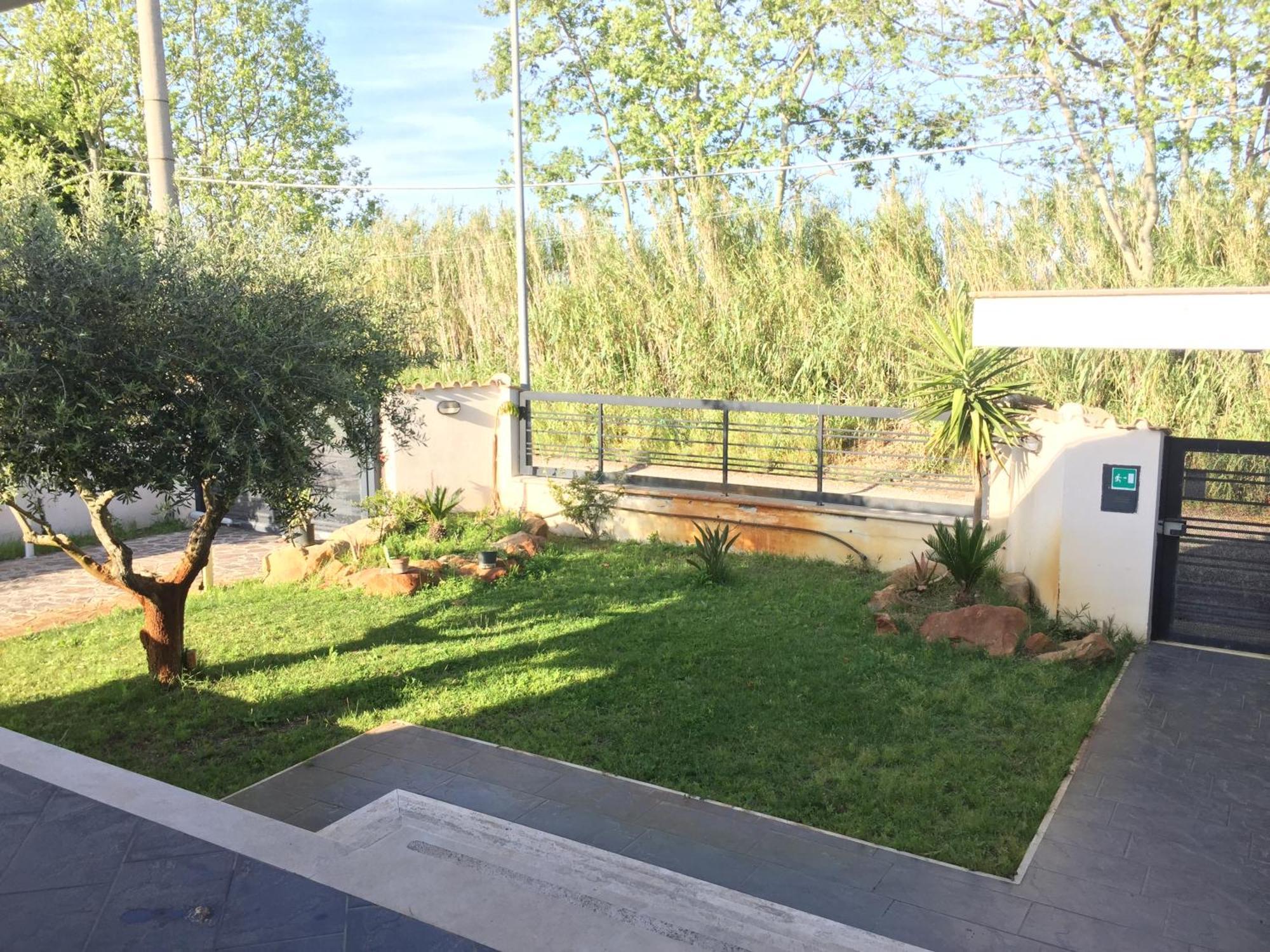 Bed&Breakfast Riccio&Lella Φιουμιτσίνο Εξωτερικό φωτογραφία